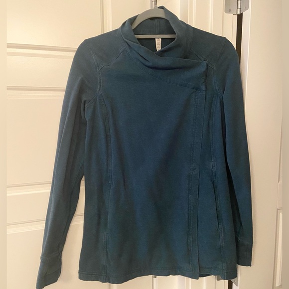 Lululemon Coast Wrap II Jacket - Size 6 - Picture 7 of 9